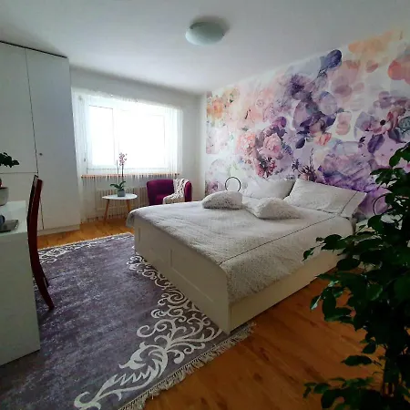 Guest house Flowerroom Con Bagno Privato