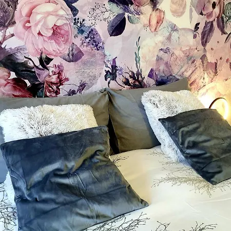 Flowerroom Con Bagno Privato Gæstehus St. Moritz